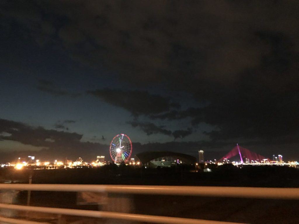 Du lịch Đà Nẵng có nên ở khách sạn gần biển? 5 khu phố đêm An Thượng