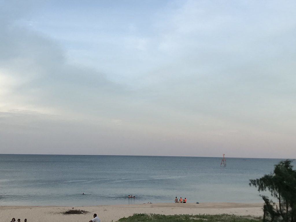 Du lịch Đà Nẵng có nên ở khách sạn gần biển? 2 Khach san gan bien Da Nang