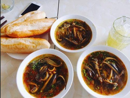 THƯỞNG THỨC ẨM THỰC ĐÀ NẴNG SIÊU TIỆN NGAY TẠI KHÁCH SẠN ĐÀ NẴNG 3 canh lươn - ẩm thực Đà Nẵng