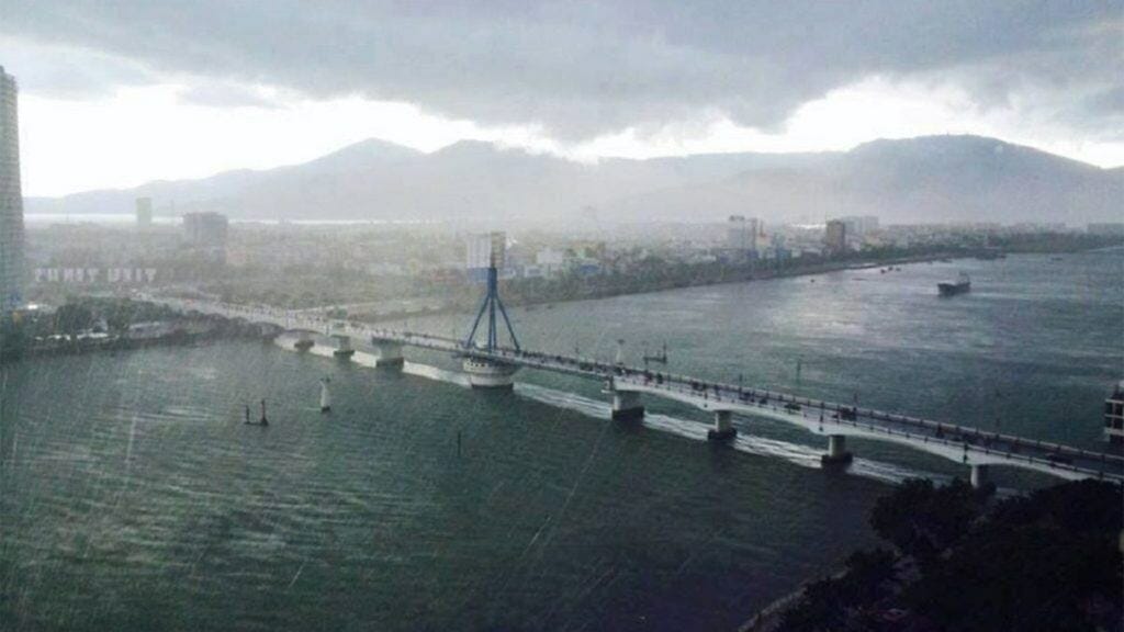 du lịch đà nẵng mùa mưa