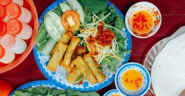 Hấp dẫn các món ăn vặt tại Đà Nẵng 5 ram cuốn cải đà nẵng