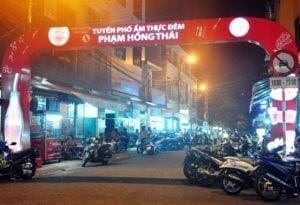Địa điểm vui chơi Đà Nẵng 4 pho am thuc da nang