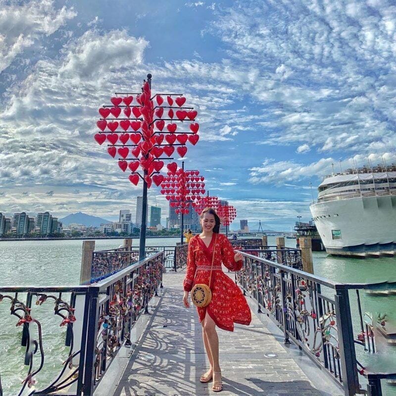 Check-in ngay 5 địa điểm vui chơi Đà Nẵng dịp trung thu cực vui 4 cầu tình yêu - địa điểm vui chơi trung thu ở đà nẵng