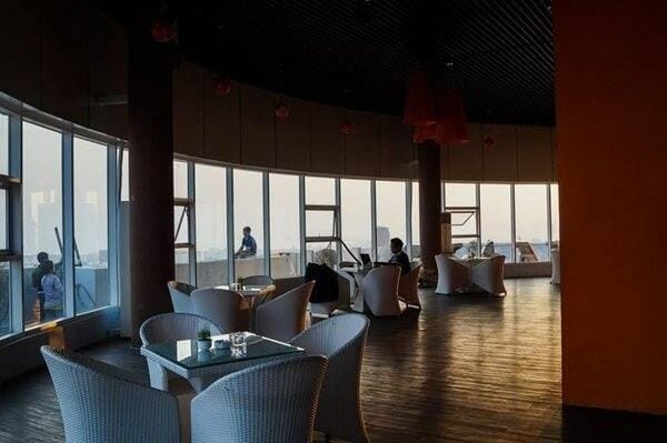 Quán cafe đẹp ở Đà Nẵng - Top 10 địa chỉ quán ven sông Hàn thơ mộng 12 Cafe khách sạn mường thanh đà nẵng