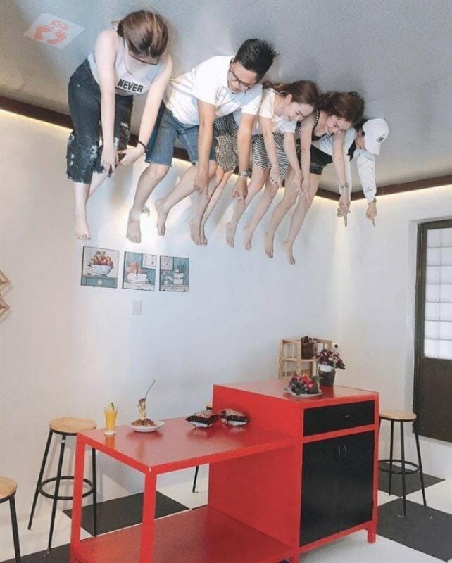 ngôi nhà đảo ngược up side down world đà nẵng 4