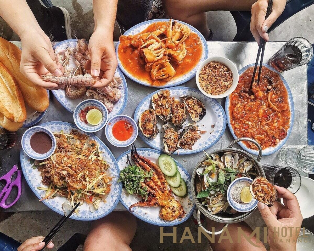 Top 10 irresistibly delicious BBQ restaurants in Da Nang 11 Hải sản Năm đảnh có các món nướng hải sản