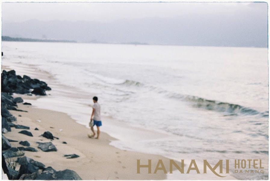 Top ecstatically beautiful beaches in Da Nang 8 bãi biển thanh bình Đà Nẵng