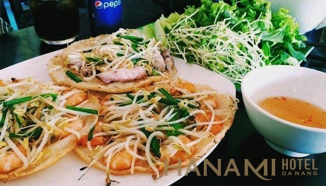 Bánh xèo tôm nhảy cô ba 