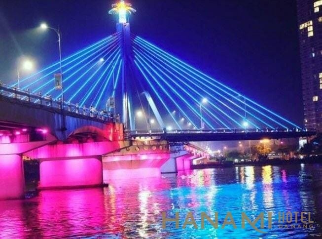 When will the Han River Bridge swing? Where’s the best spot to see the Han River Bridge? 3 c%E1%BA%A7u s%C3%B4ng h%C3%A0n quay