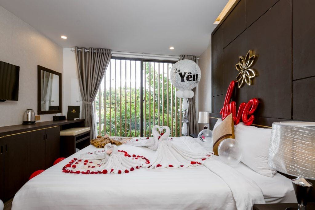 Rừng tre Đà Nẵng cực chill nổi tiếng nhất hiện nay 4 phong can ho honeymoon 1 giuong doi 3