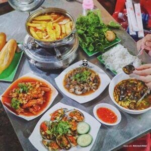 Ẩm thực Đà Nẵng 10 quánỐc Bé Quỳnh trong hẻm Đà Nẵng