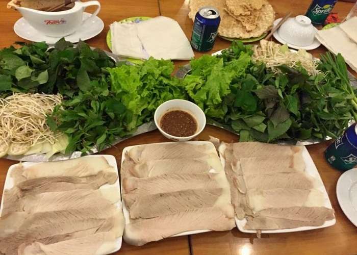 Đặc sản Trần - bánh tráng thịt heo Đà Nẵng