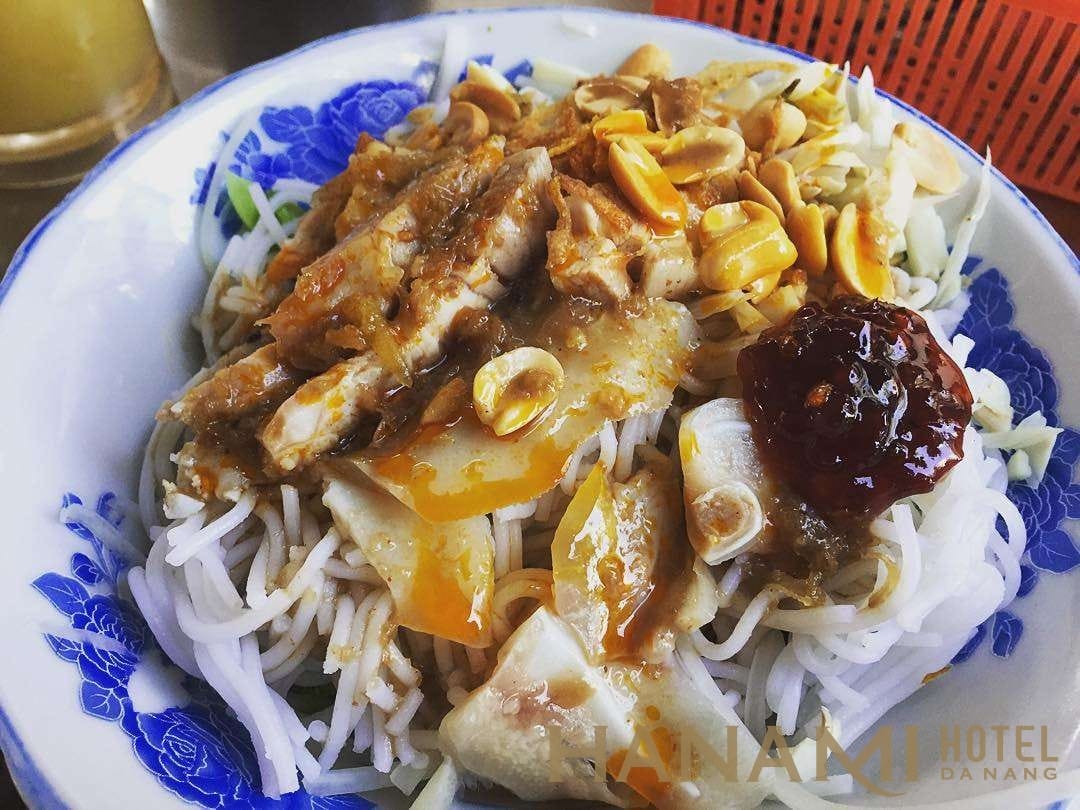 Bún Mắm Heo Quay Tố Hữu Đà Nẵng