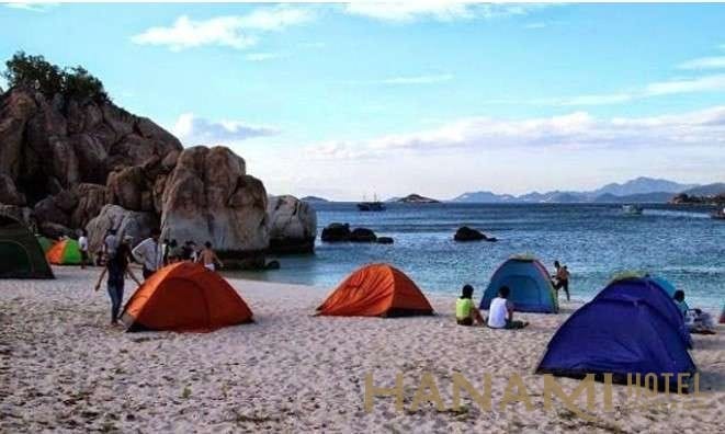cắm trại ở bãi Bụt Đà Nẵng