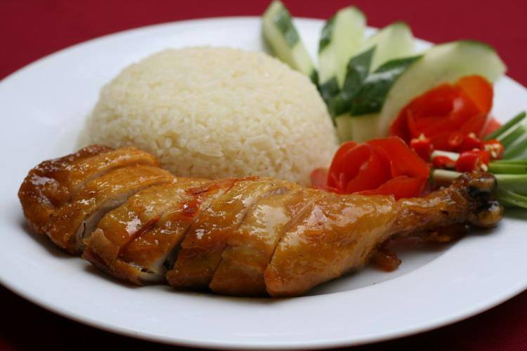 cơm gà đùi rô ti Ngọc Diệp Đà Nẵng