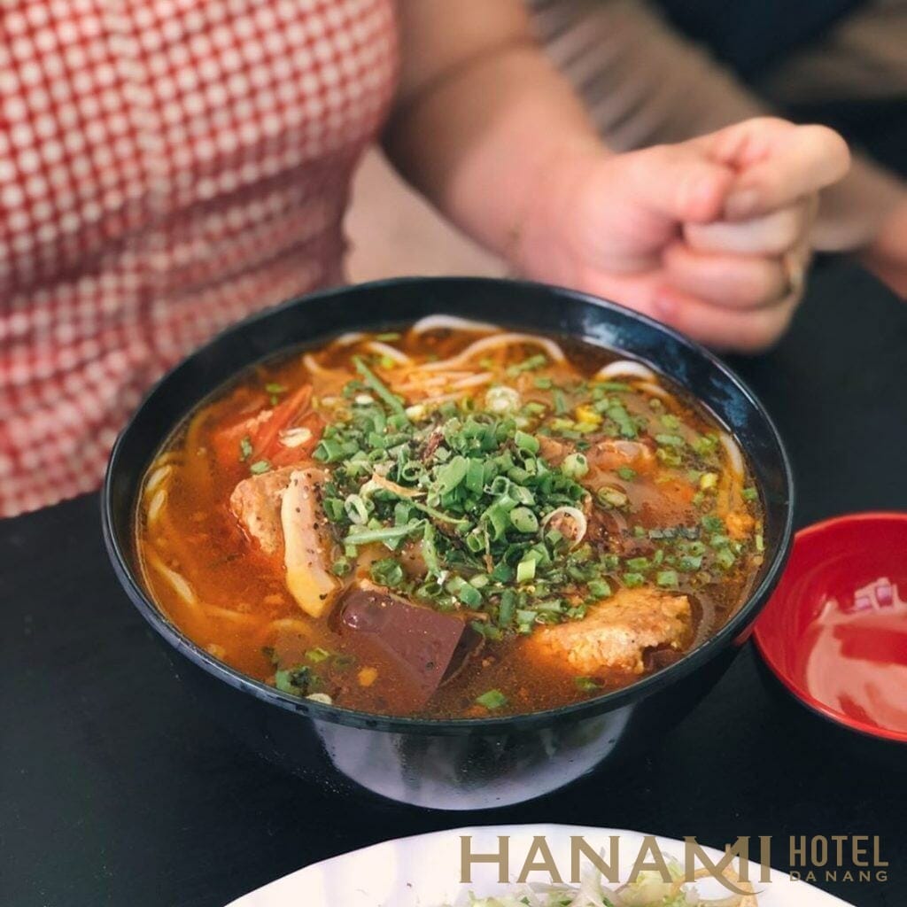 Quán bún Bò Đà Nẵng - Điểm mặt Top 10 địa chỉ ngon bậc nhất 2 Bún bò Huế tại Đà Nẵng