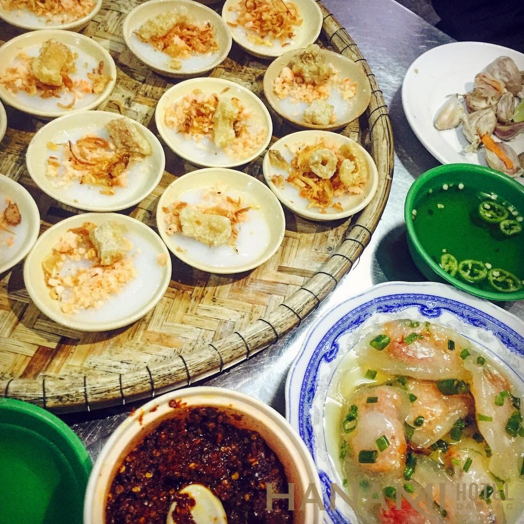 Du lịch Huế - Ẩm thực và địa điểm du lịch nổi tiếng 2 bèo, nậm, lọc Huê - 3 món bánh ăn vặt ngon bá cháy