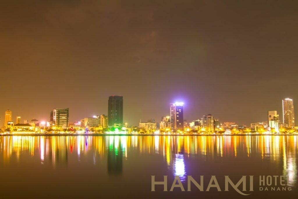 Kinh nghiệm du thuyền sông Hàn Đà Nẵng 2023 Mới nhất 4 da nang ve dem