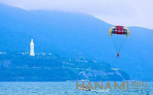 Nhảy dù ở Đà Nẵng - Một trải nghiệm tuyệt vời 5 chơi dù bay Đà Nẵng ngắm chùa Linh Ứng Sơn Trà Đà Nẵng