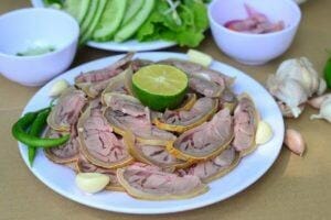 Top 10 Đà Nẵng 9 bê thui cầu mống Lão Hạc Đà Nẵng ngon chuẩn vị, mềm dai ngọt