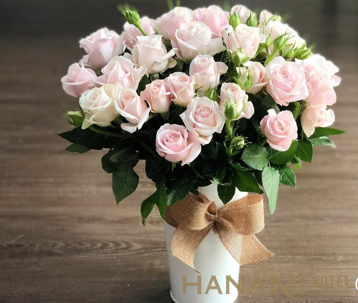 Shop hoa tươi Đà Nẵng - Địa chỉ 19 cửa hàng được nhiều người ưa chuộng nhất 12 Shop hoa tươi T&T Đà Nẵng có phong cách cắm hoa rất đẹp và nghệ thuật