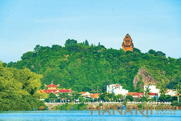 KHÁM PHÁ VĂN HÓA CHĂM PA DỌC MIỀN TRUNG VIỆT NAM 6 Di tích Chăm Pa Phú Yên