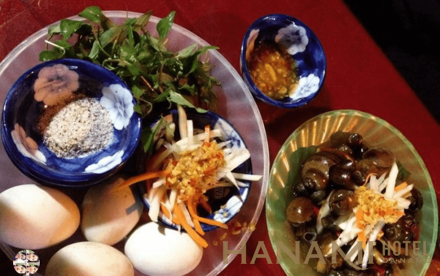 PHỐ ĂN KHUYA PHAN TỨ