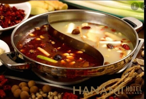 Nhà hàng Trung Quốc Lẩu Tứ Xuyên