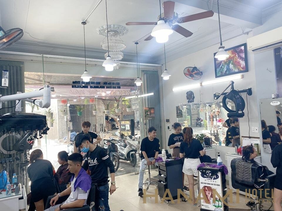 Xin tiệm cắt tóc làm tóc ngon lành ở Sài Gòn  theNEXTvoz