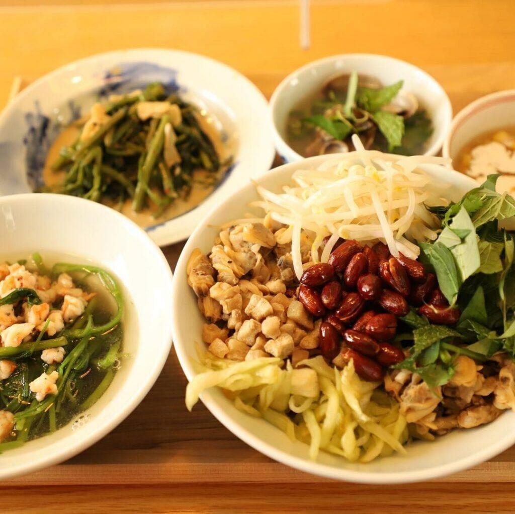 quán cơm hến ngon tại Đà Nẵng