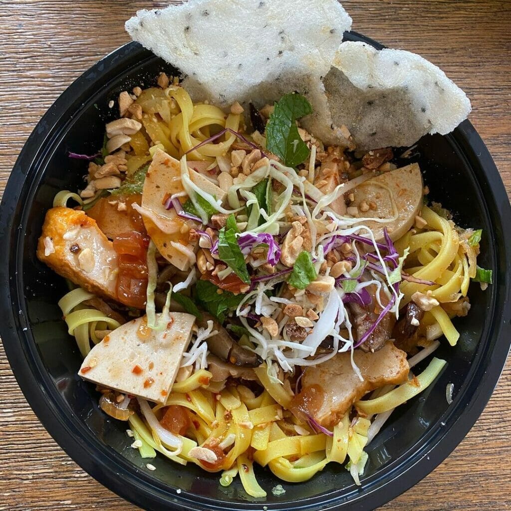 Mì quảng chay Đà Nẵng - Top 10 quán ngon nhất 7 quán chay 202 Hoàng Diệu Đà Nẵng