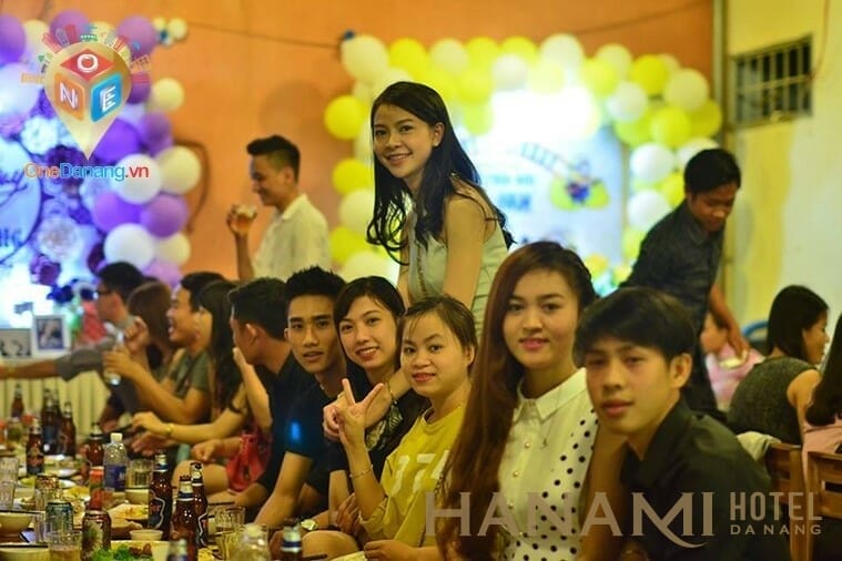 Tổ chức sinh Nhật Đà Nẵng - Top 16 địa điểm đáng tin cậy nhất 4 tổ chức sinh nhật tại Nhà Hàng Mr.Beer Đà Nẵng