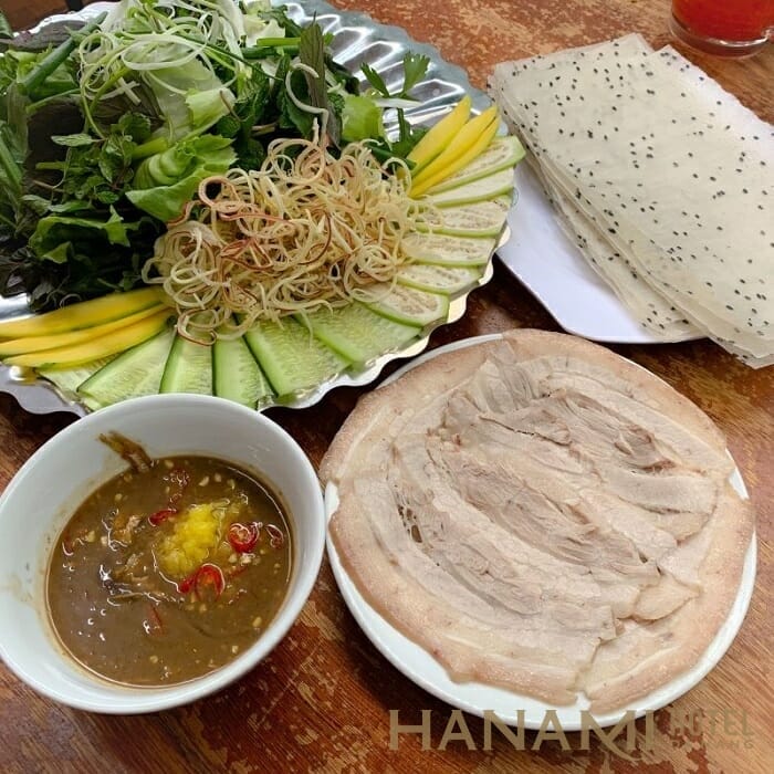 bánh tráng cuốn thịt heo