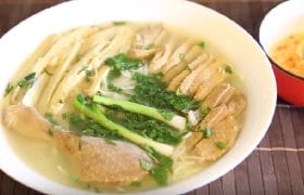 Cách nấu bún măng vịt ngon ngọt, chuẩn vị 1 bun mang vit