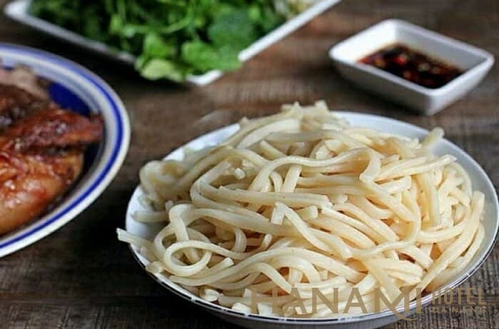 Cao lầu Hội An – TOP 12 địa chỉ thưởng thức đặc sản xứ Quảng