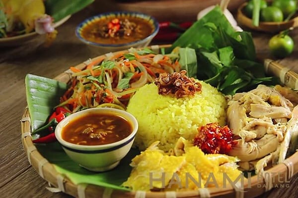 Cách làm cơm gà Đà Nẵng trứ danh say đắm lòng người 11 Cơm gà Hội An