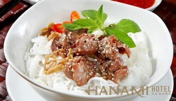 Bà Hường - Thịt Nướng Bánh Ướt - Điện Biên Phủ ở Thành Phố Hội An, Quảng  Nam | Foody.vn