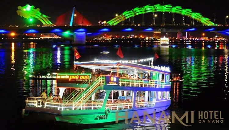 Giá Vé Du Thuyền Sông Hàn Giá Rẻ Chỉ 120k - Dacotours