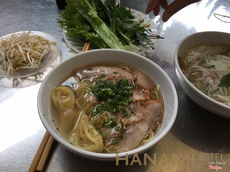 Tú Hảo - Mì Xá Xíu & Hoành Thánh - Thủ Khoa Huân ở Đà Nẵng