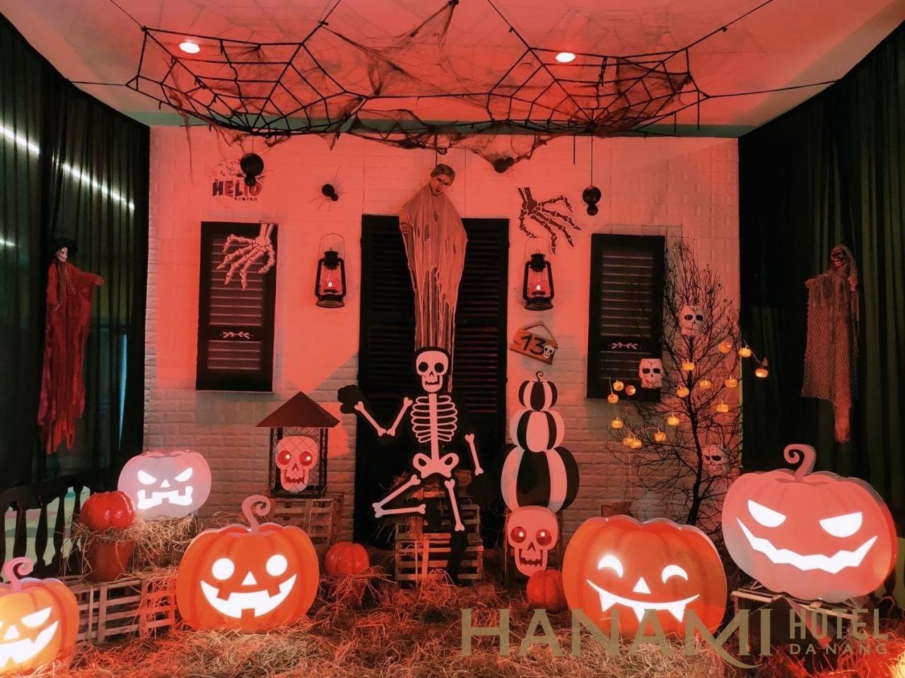 Rùng mình với VÙNG ĐẤT BÍ ẨN đầy ma mị tại Helio MÙA LỄ HALLOWEEN NÀY | Bài  viết | Foody.vn