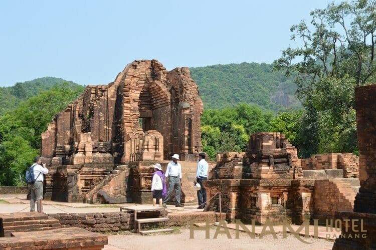 Tổng hợp 50 địa điểm du lịch Đà Nẵng năm 2023 25 Dấu ấn vể đẹp hoang sơ của Thánh địa Mỹ Sơn