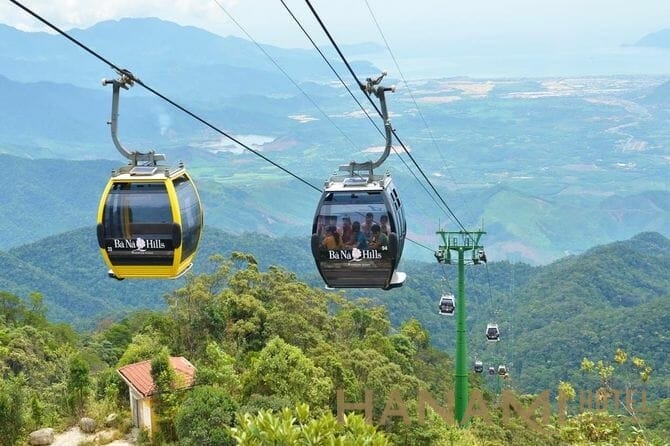 Cáp treo Bà Nà Hills nhìn toàn cảnh 
