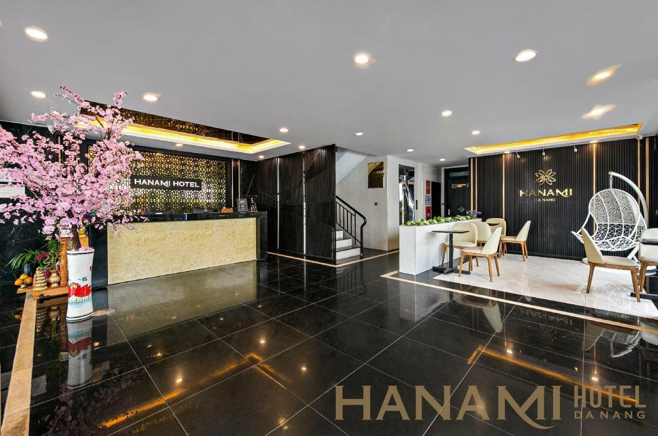 khách sạn gần Đại học kinh tế Đà Nẵng 