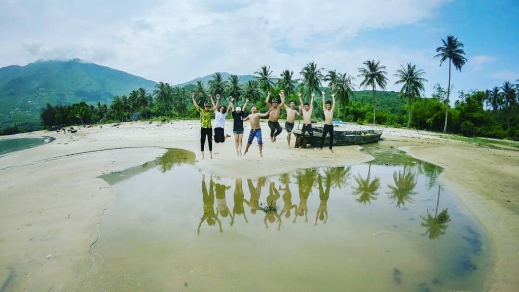 Khám phá bí ẩn Làng Vân, Đà Nẵng