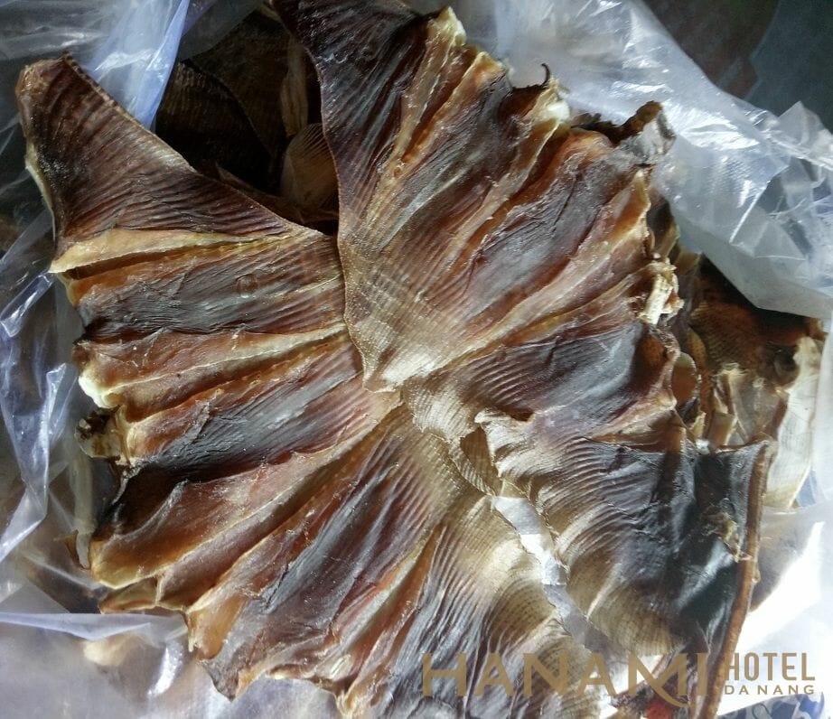 Khô cá đuối - đặc sản thơm ngon Đà Nẵng