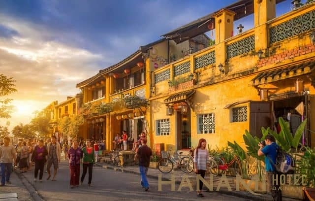 Phố Cổ Hội An lúc chiều tà thật đẹp làm sao