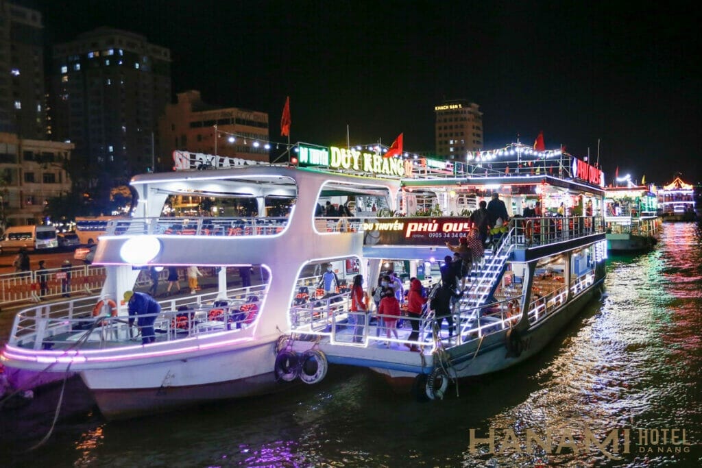 lịch trình du thuyền sông Hàn