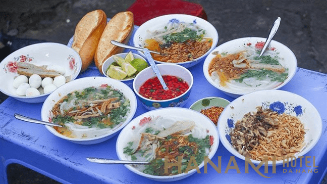 review bánh canh ruộng Đà Nẵng