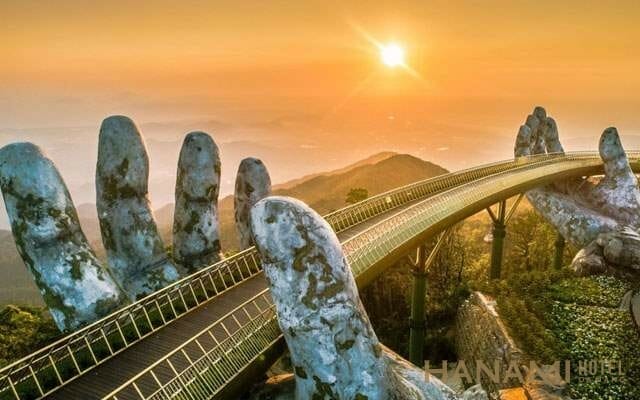 đặt xe dịch vụ đi Bà Nà