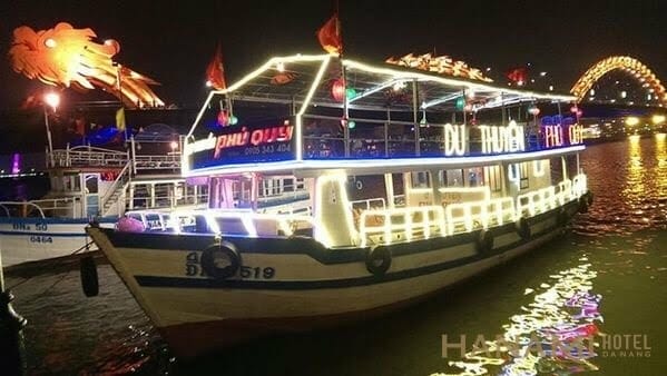 Du thuyền Sông Hàn giá rẻ 